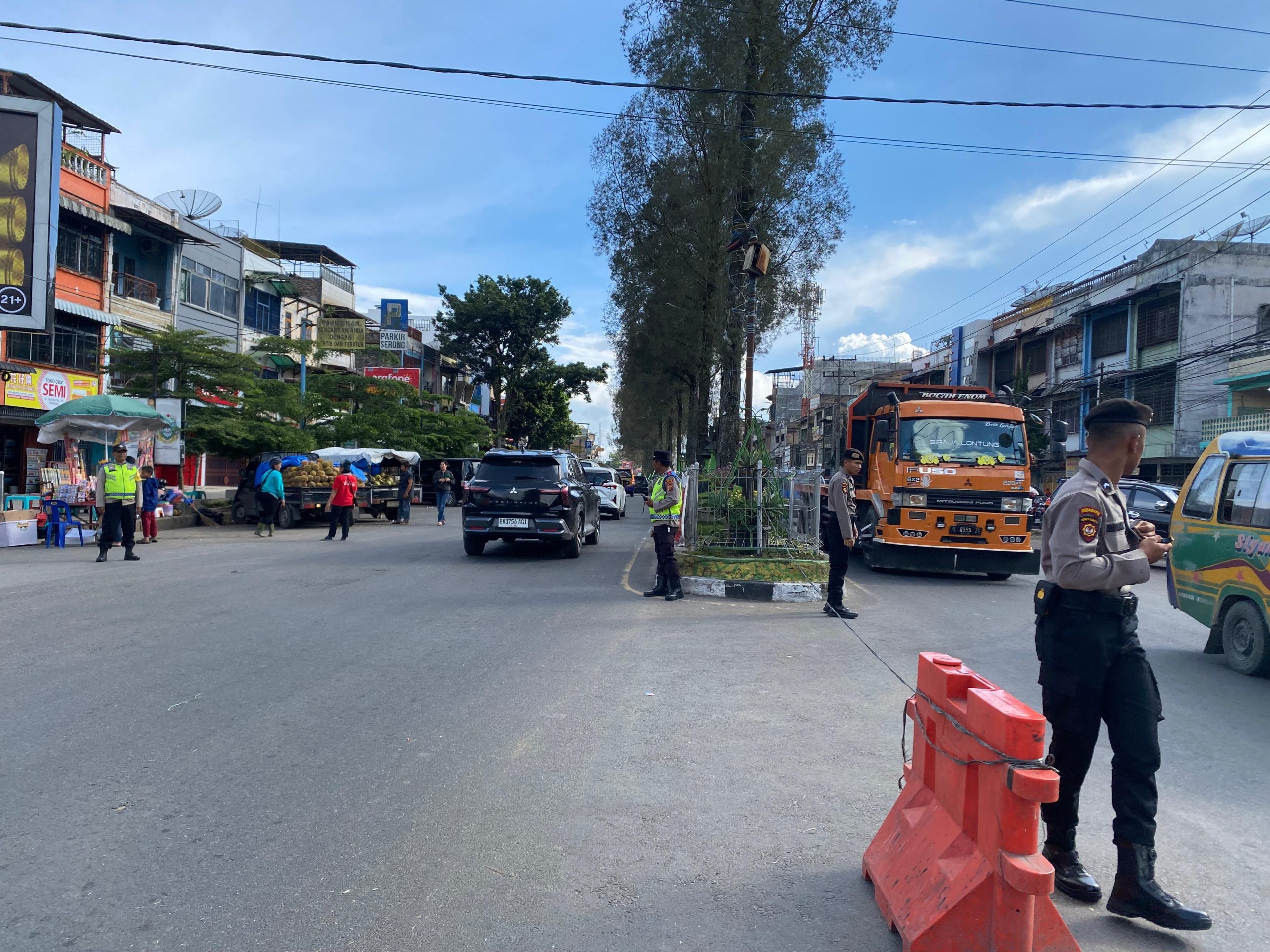 Ops Lilin Toba 2025–2026 : Arus Lalin di Pusat Kota Berastagi Masih Landai 