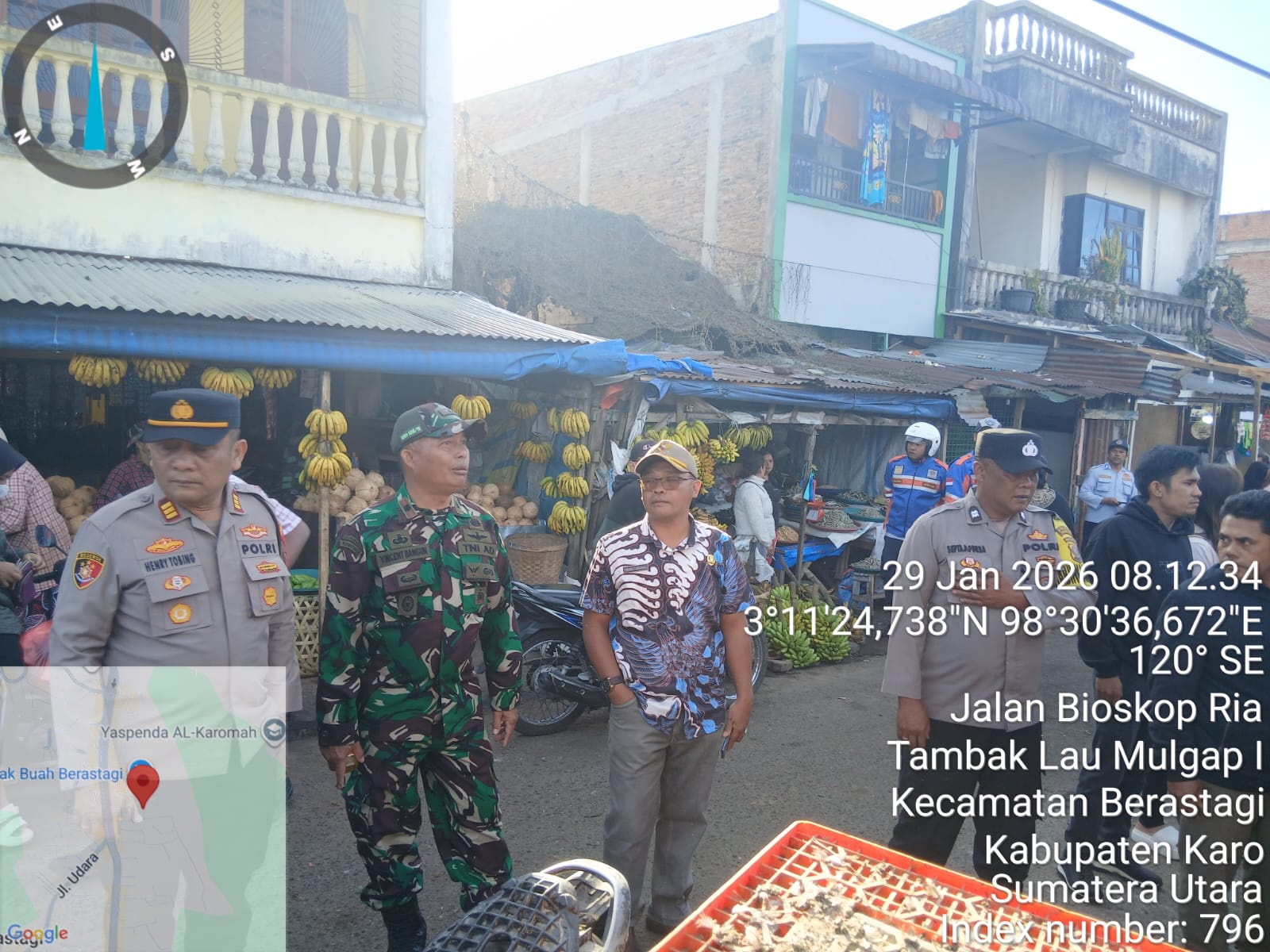 Sinergi Polsek Berastagi dan Pemkab Karo Tertibkan Tapal Batas Pedagang