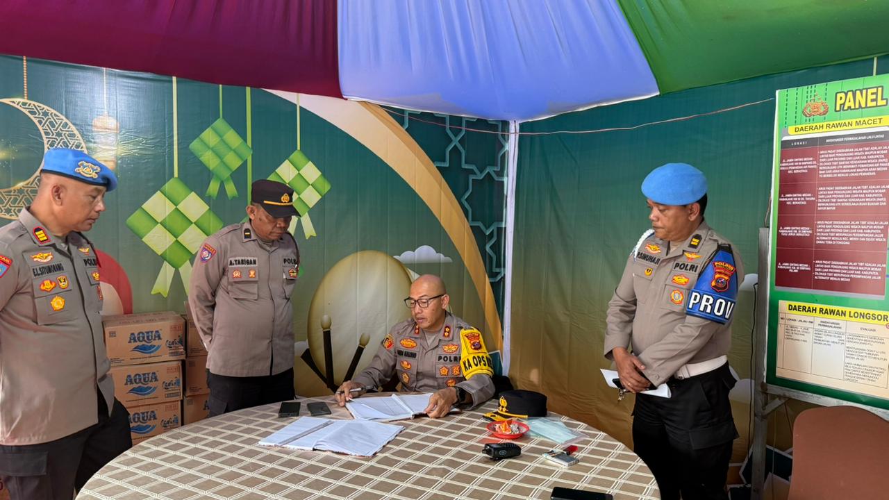 Kapolres Tanah Karo Cek Pos Ops Ketupat Toba 2026, Ajak Masyarakat Tertib Demi Kelancaran Arus Wisata Berastagi