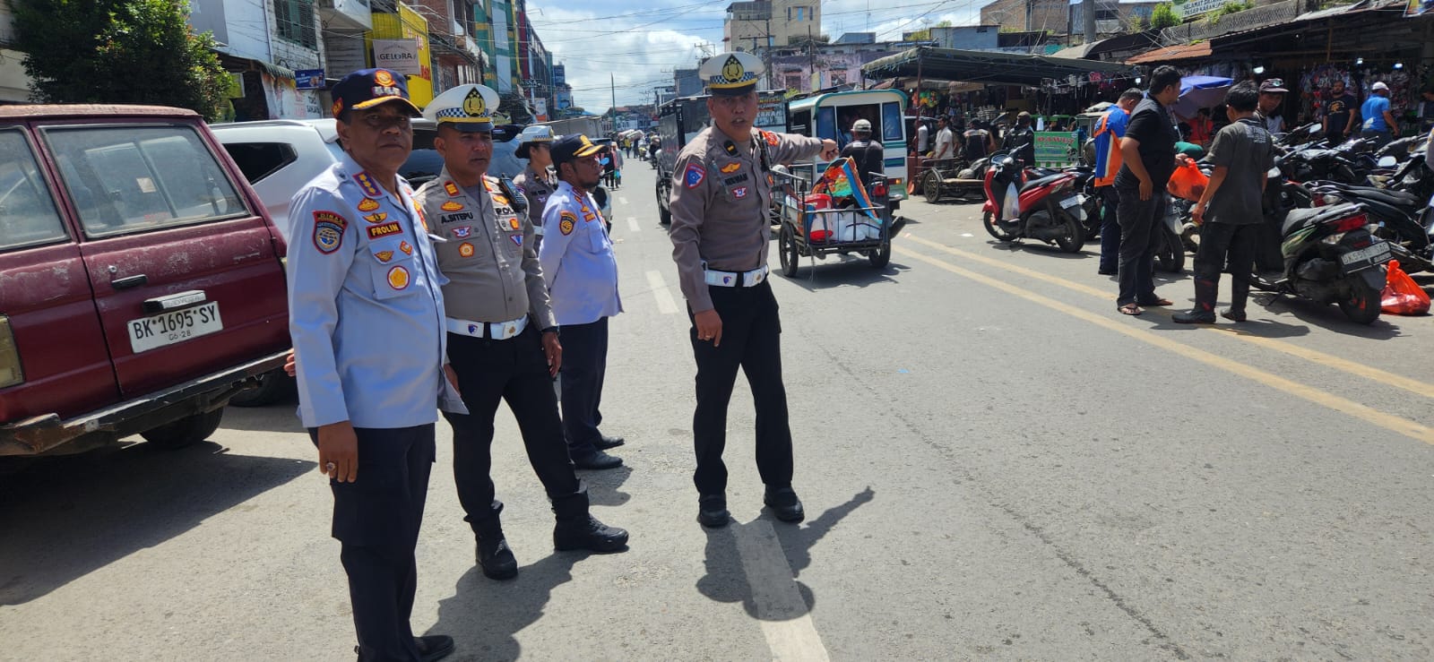 Polres Karo dan Dishub Gelar Penertiban Parkir di Pusat Kota Kabanjahe