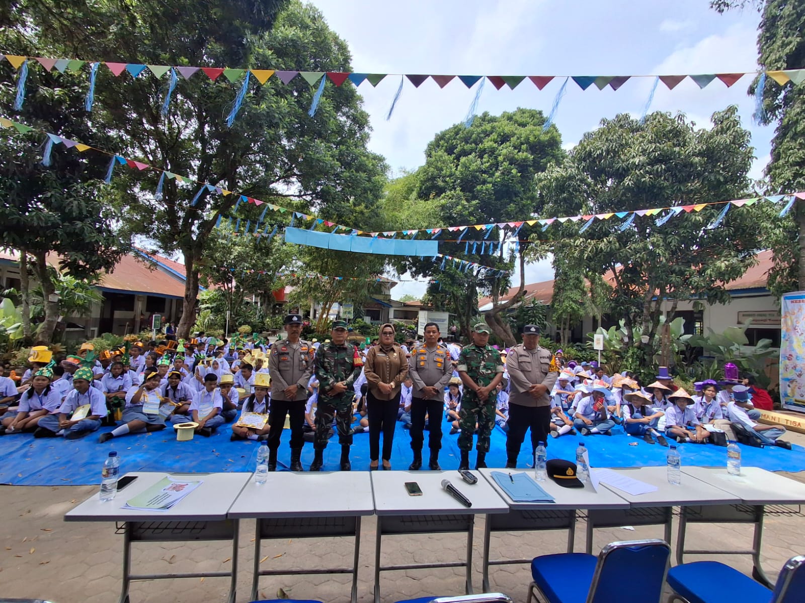 Kapolsek Tigabinanga Ajak Siswa Baru Bangun Karakter dan Jauhi Pergaulan Negatif Saat MPLS